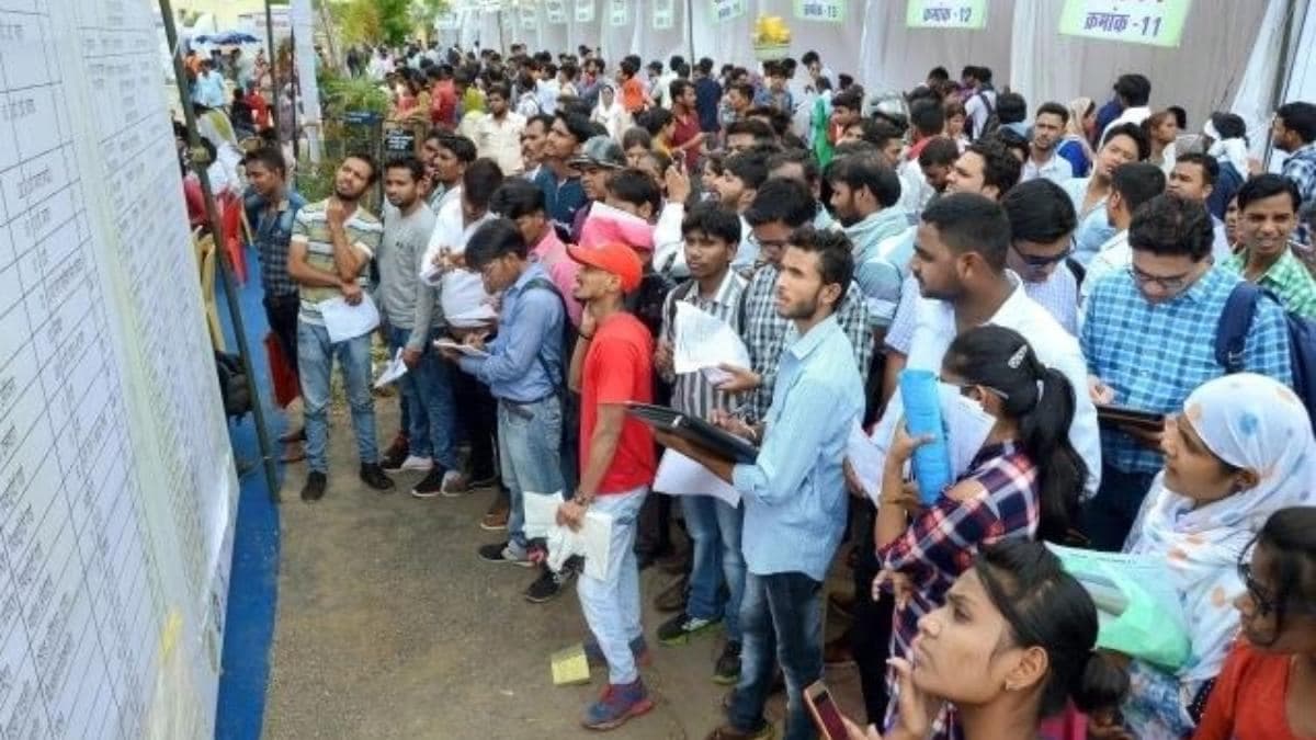 India's Unemployment Rate Reaches New Low