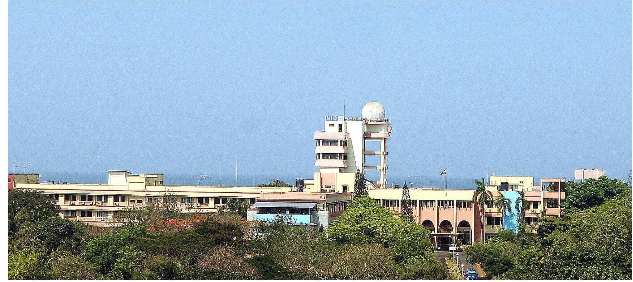 Vice President Visits Oceanography Institute