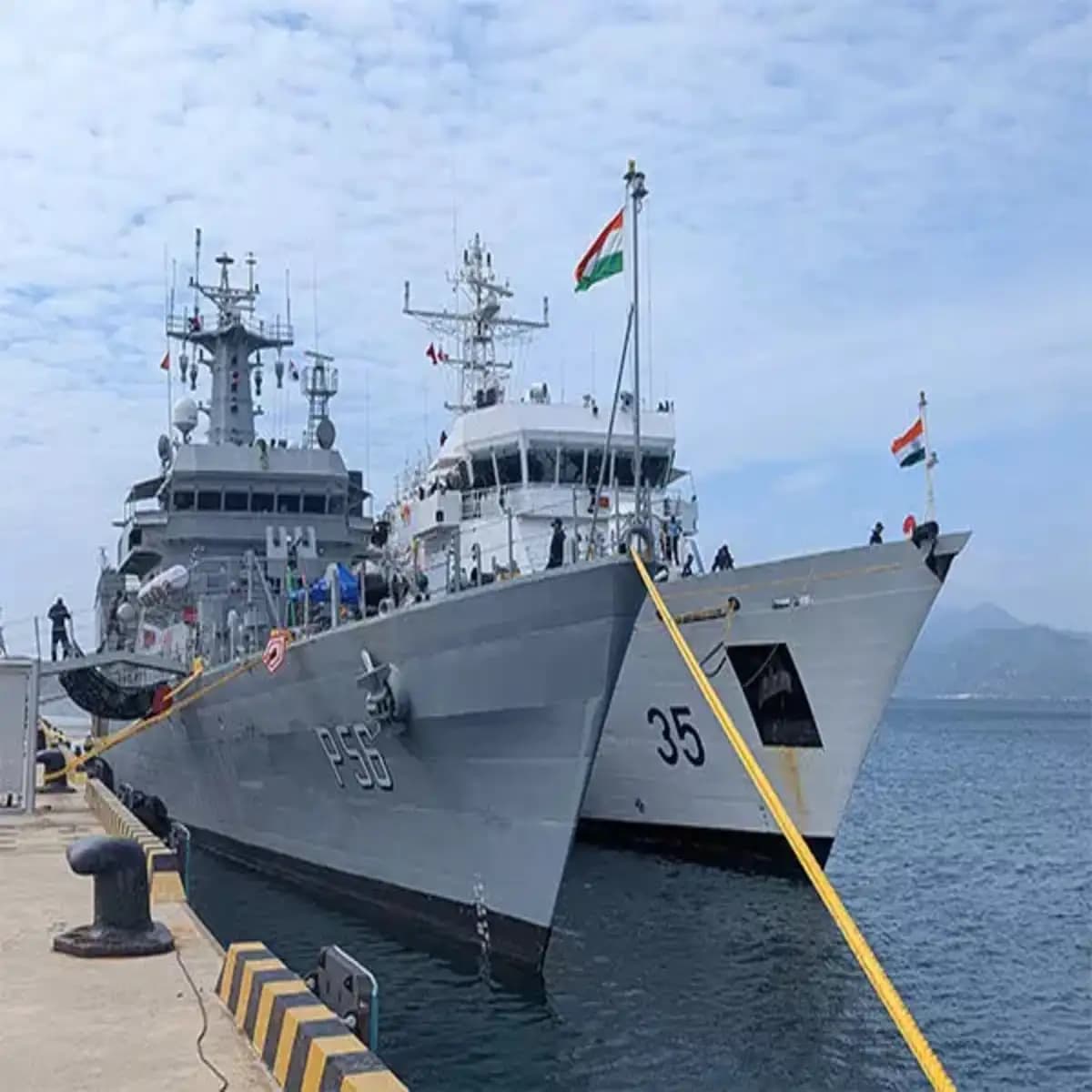Indian Navy Ships Visit Vietnam Port